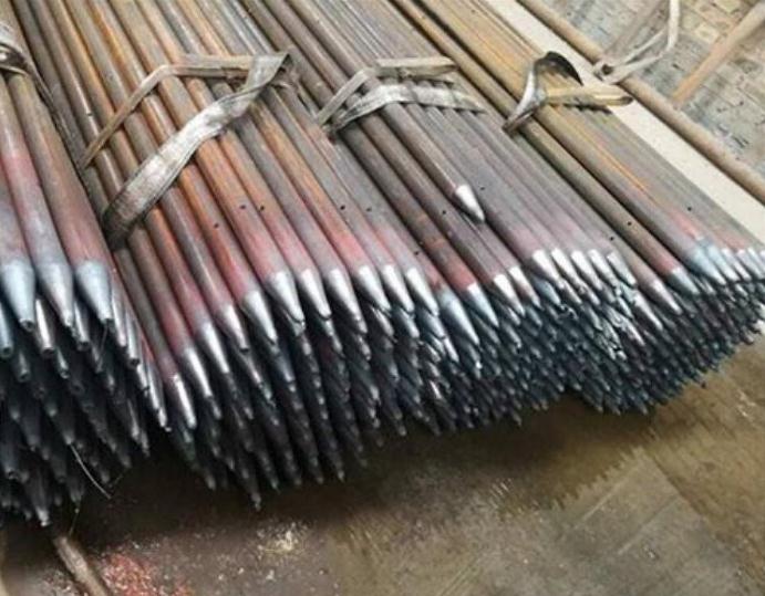 超前小導(dǎo)管.jpg 超前小導(dǎo)管.jpg