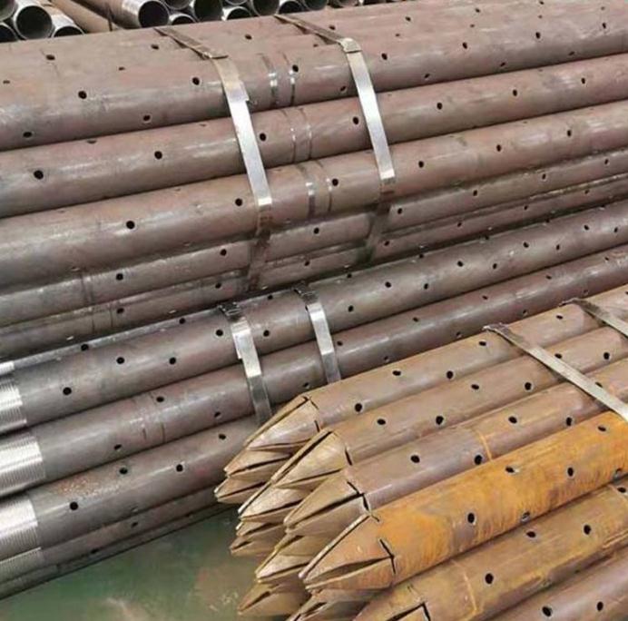 注漿鋼花管.jpg 注漿鋼花管.jpg